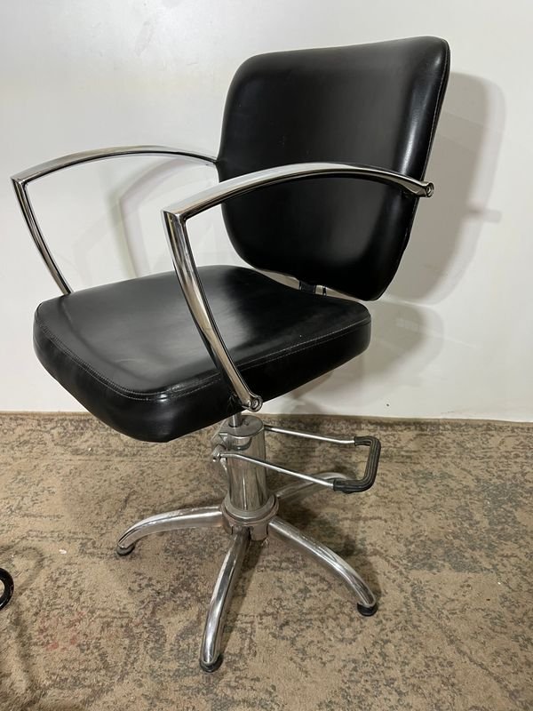 Item 850954 - Image 1