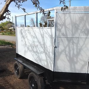Tráiler Carrozado para Transporte de Caballos - imagen 1