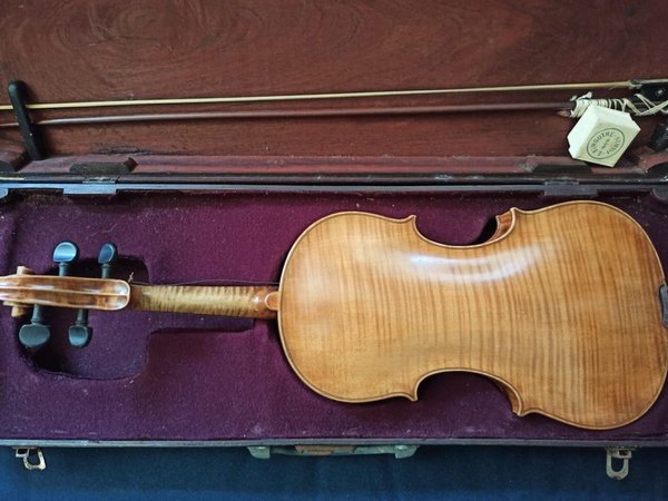 UNICA PIEZA, ANTIGUO VIOLIN DE MAS DE 110 AÑOS DE FABRICA ALEMAN - imagen 2