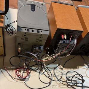 Mini Componente Sony con Subwoofer de los 90s - imagen 4