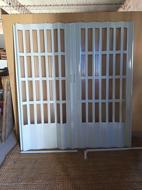 Puerta Plegable Doble Blanca 190x196 cm