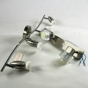 Lote anterior: Dos Apliques de Metal para Iluminación, 30 y 78 cm