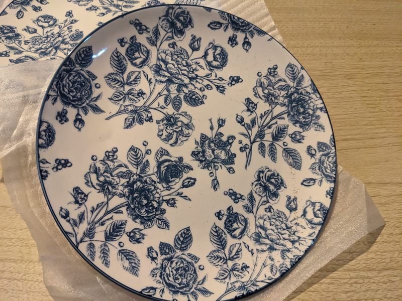 Item 890642 - Image 1