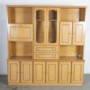 Lote anterior: Mueble Modular de Madera con Puertas Vidriadas y Cajones