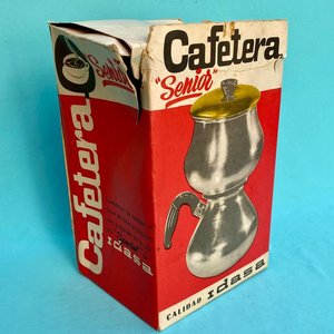 35.... cafetera sin y en su caja original..... años - imagen 2