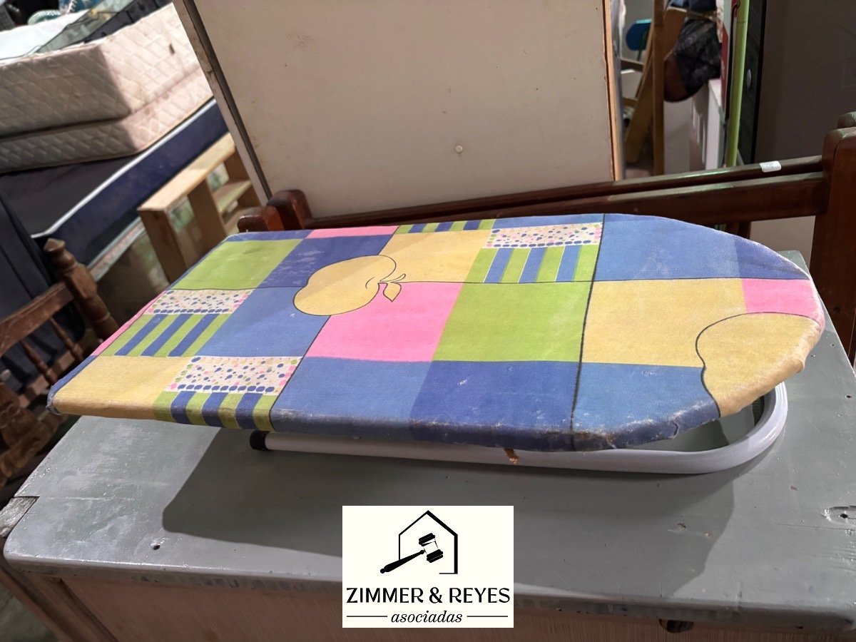 Tabla de Planchar de Mesa Plegable con Diseño Colorido