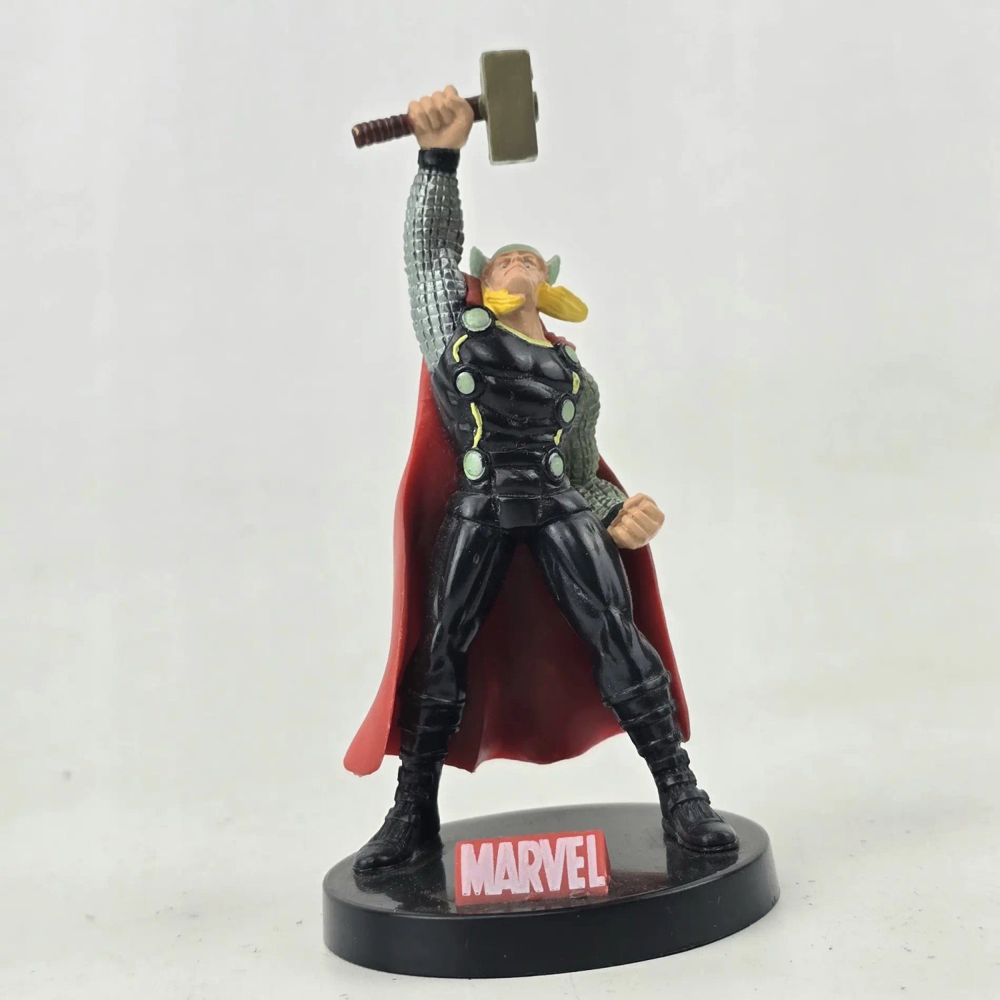Figura de Thor de Marvel