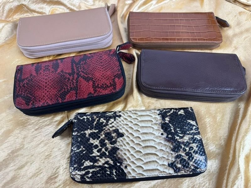 Item 829256 - Image 0