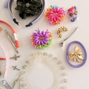 Lote de Vinchas y Accesorios para el Cabello - imagen 2