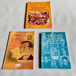 Lote anterior: Lote de 3 Libros: Pensadores Judíos, Educación Judía Uruguaya y Agenda Raoul Wallenberg