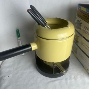 Olla para Fondue Esmaltada Loggi Design 10 Piezas - imagen 4