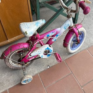 Lote anterior: Bicicleta Infantil Rosa "Mini Magic"