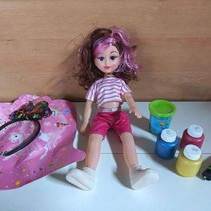 Muñeca con Pinturas y Bincha Brillante - imagen 1