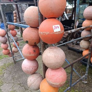 Lote siguiente: Lote de 10 Boyas Náuticas Naranja y Blanca