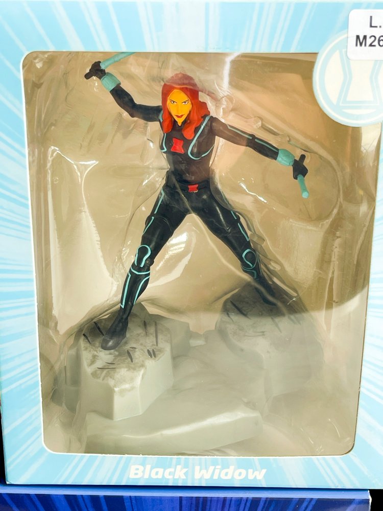 Seis Muñecos MARVEL en caja - Accesorios para Vehículos - imagen 7