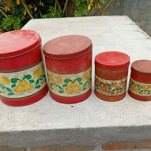 Lote siguiente: Juego de 4 Tarros de Cocina Vintage con Diseño de Frutas