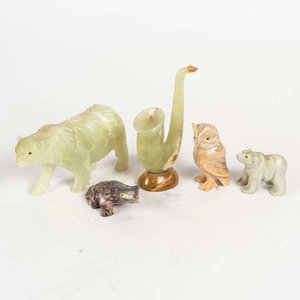 Lote de 5 Adornos de Piedra Tallada: Animales y Saxofón - imagen 1