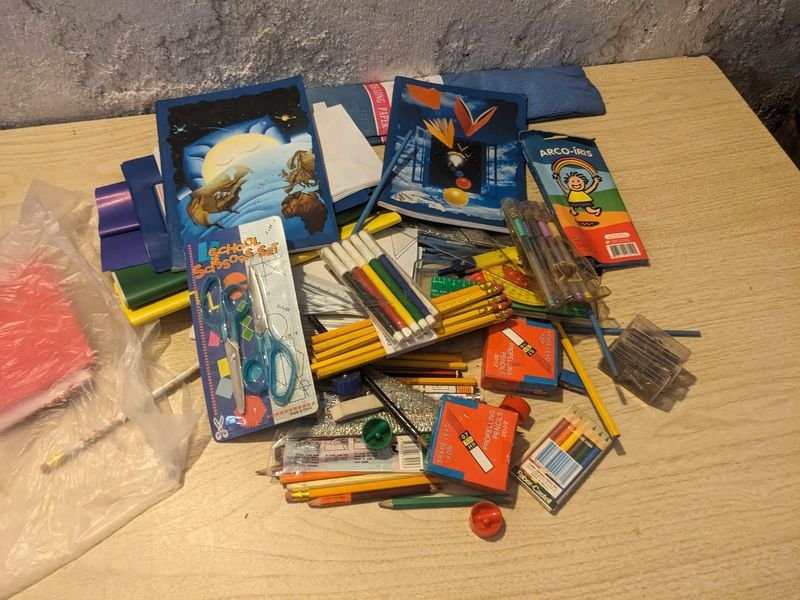 Lotes de artículos escolares para niños - imagen 2