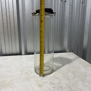 Lote de 4 piezas de vidrio y cristal: jarra, pastelera, florero y caramelera - imagen 13