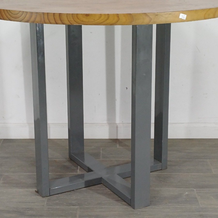 Mesa de comedor circular con tapa en pino y base en hierro - imagen 6