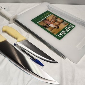 Set de Cuchillos de Carnicero con Chaira y Tabla de Cortar - imagen 1