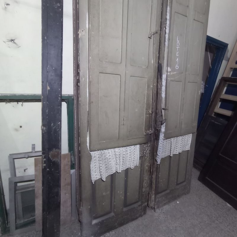 Puertas de madera antiguas para decoración - imagen 4