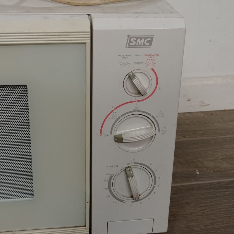 Microondas y grill SMC: Un electrodoméstico compacto y versátil - imagen 2