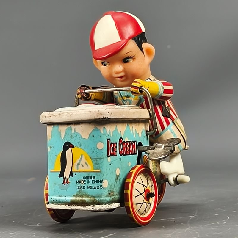 Lote anterior: Carrito de helado vintage de juguete