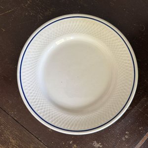 Lote de 12 Platos Surtidos de Porcelana con Diseños Florales y Paisajes - imagen 6