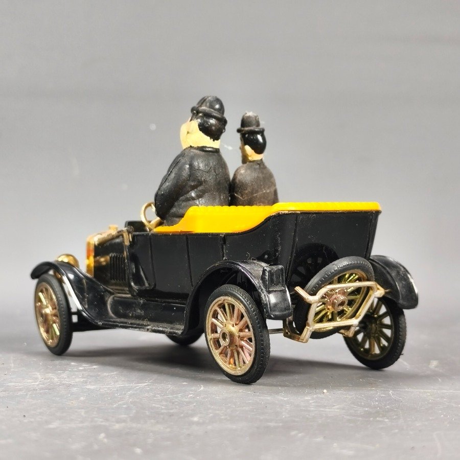 Item 17705 - Image 3