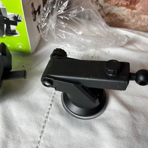Soporte Universal para Celular con Ventosa para Auto - imagen 2