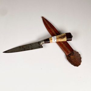 Cuchillo Antiguo Hoja de Acero "Rubin & Cia" con Cabo de Guampa y Vaina de Cuero - imagen 2
