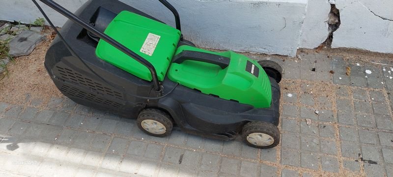 Pastera eléctrica a la vista en buen estado - imagen 3