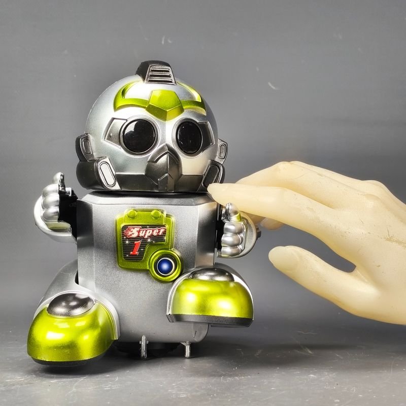 Robot Pathfinder con Inteligencia Artificial y voz, Luces, movimientos y camina por inducción IA - imagen 3