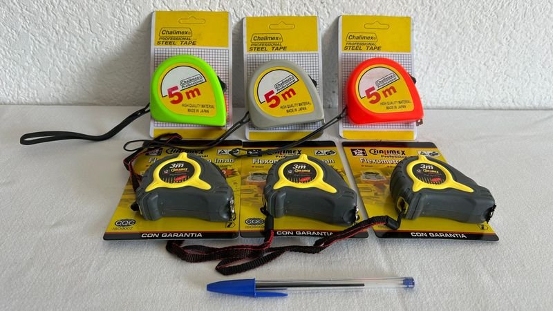 Lote siguiente: Cintas métricas de 5m y 3m - Accesorios para Vehículos