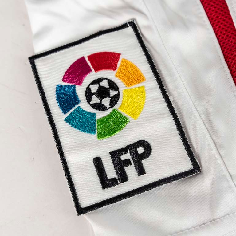 Camiseta de Deportivo Alavés de utilería marca Hummel - imagen 3