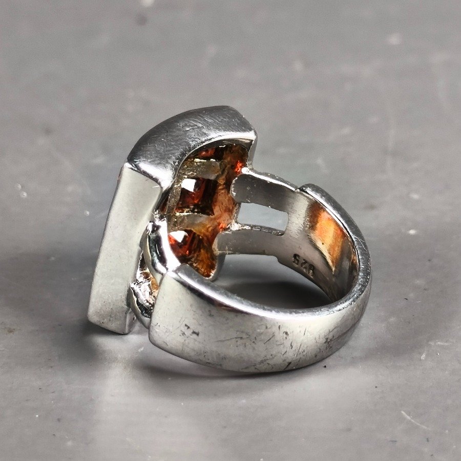 Item 16385 - Image 7