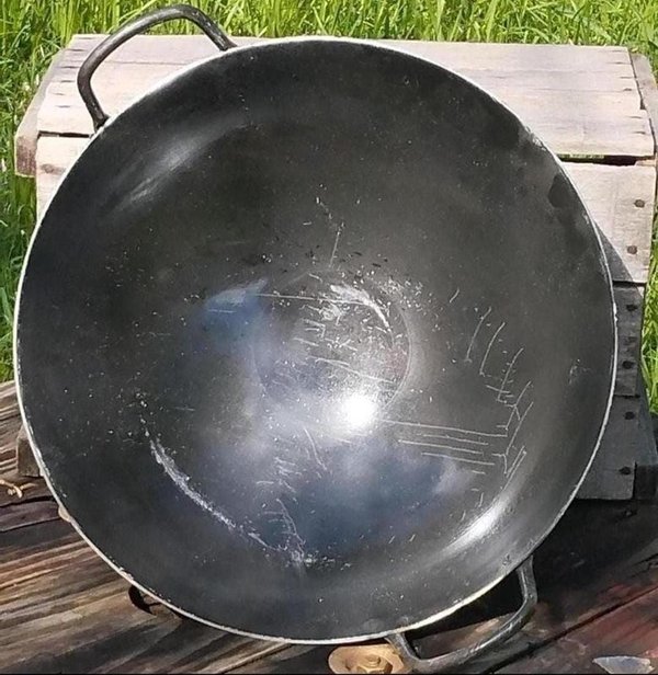 Wok de Chapa Gruesa Pesado 38 cm Diámetro