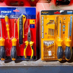 Lote anterior: Set de Herramientas POKOT y Hardware Home Repair Tool Set