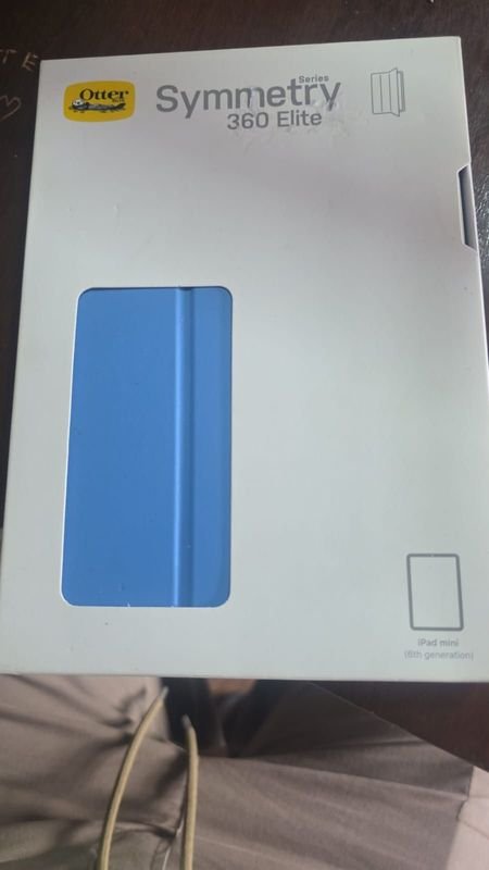 Estuche OtterBox Symmetry 360 Elite para iPad Mini (6ta Gen)
