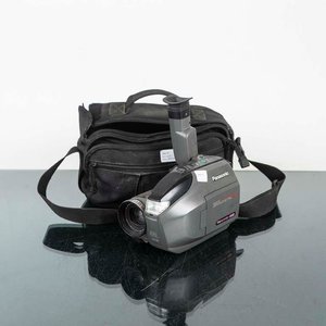 Lote anterior: Filmadora Panasonic NV-GS150 con Estuche