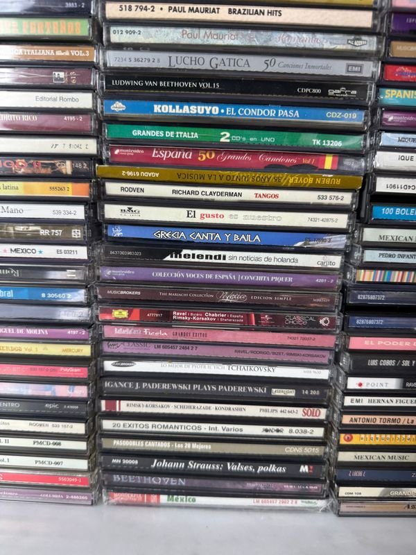 Colección de CDs de música variada - imagen 17