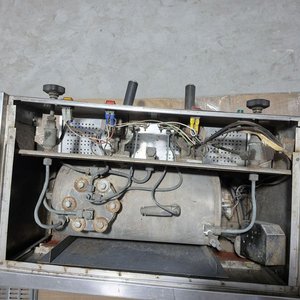 Máquina de Café Profesional Latina Veigal Usada - imagen 9