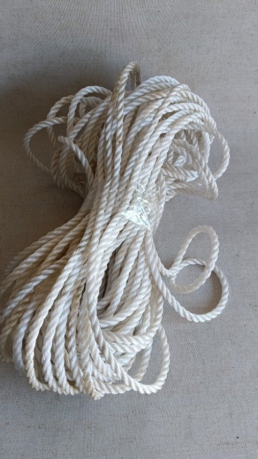 Piola de Nylon Blanca de 30 Metros - imagen 1