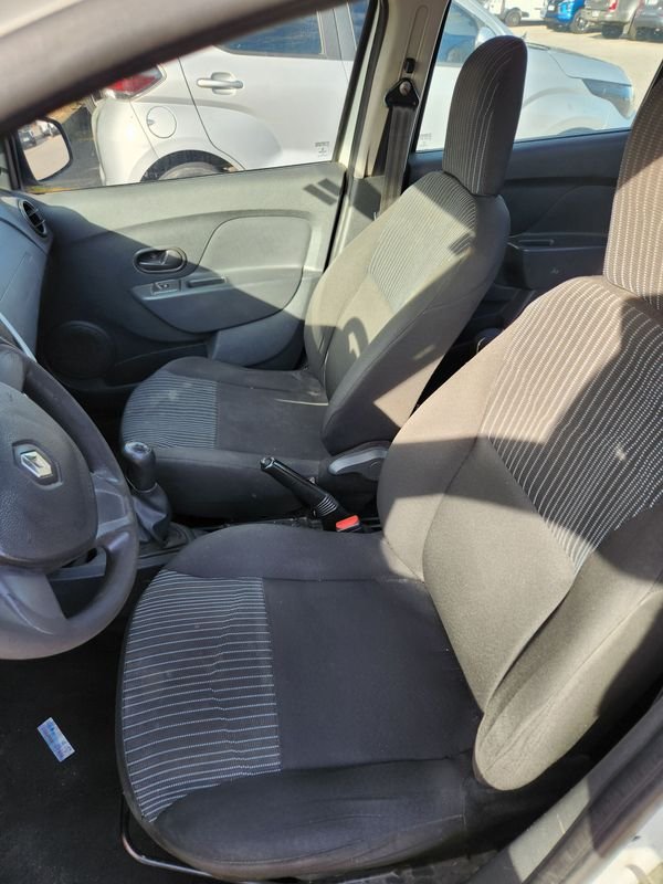 Renault Logan vida 1.0 Nafta, sedán 4 puertas - imagen 5