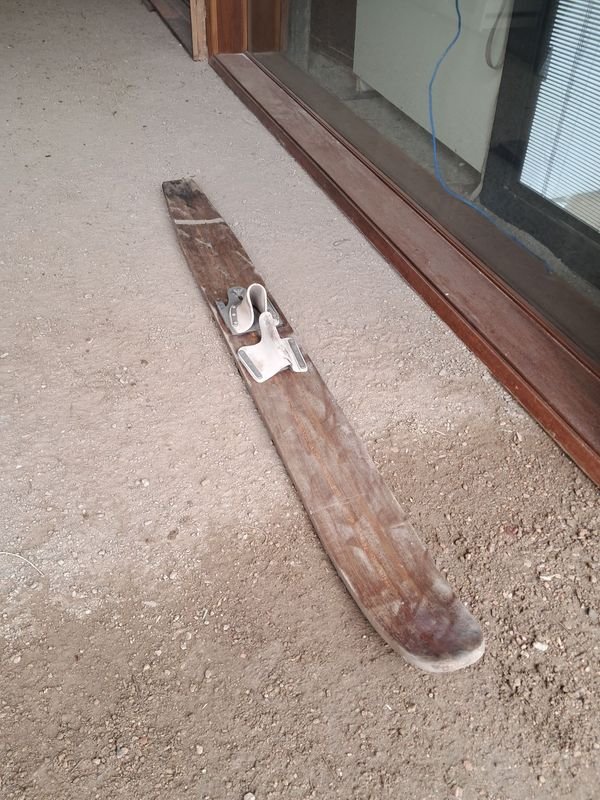 Esquí Antiguo de Madera para Colección o Decoración