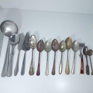 Lote de Cucharas y Cucharón de Metal, Varios Tamaños y Diseños - imagen 4