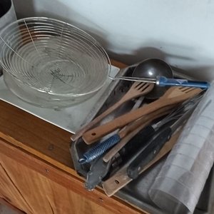 Olla, Escurridor y Utensilios de Cocina Varios - imagen 4