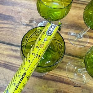 Juego de 6 Copas Antiguas de Cristal Tallado Verde Oliva - imagen 4