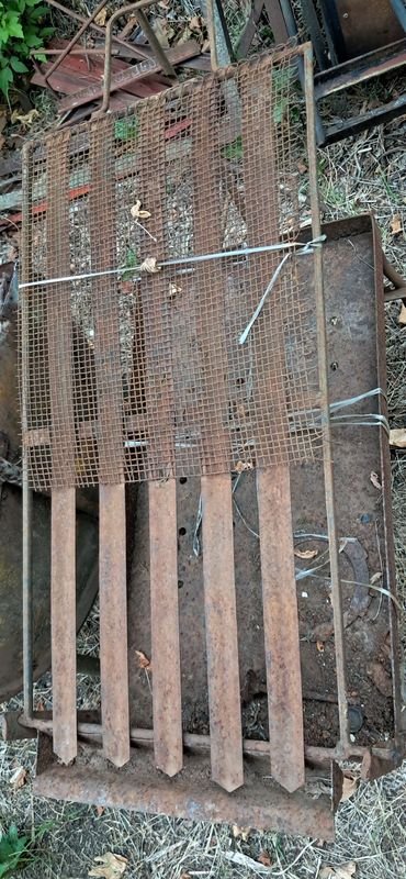 Item 880894 - Image 1